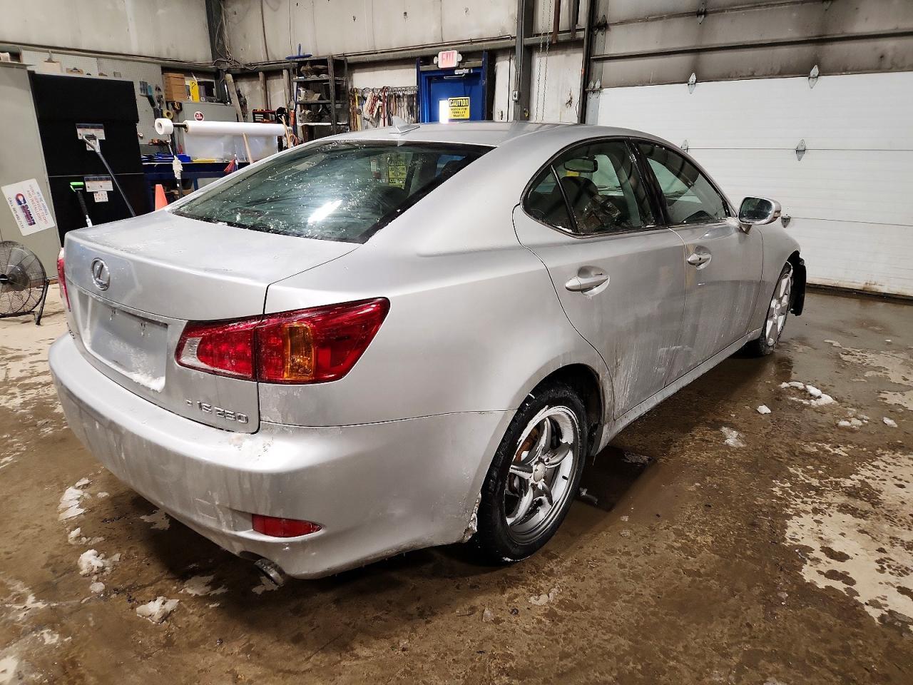 2010 Lexus Is 250 - Фото 3