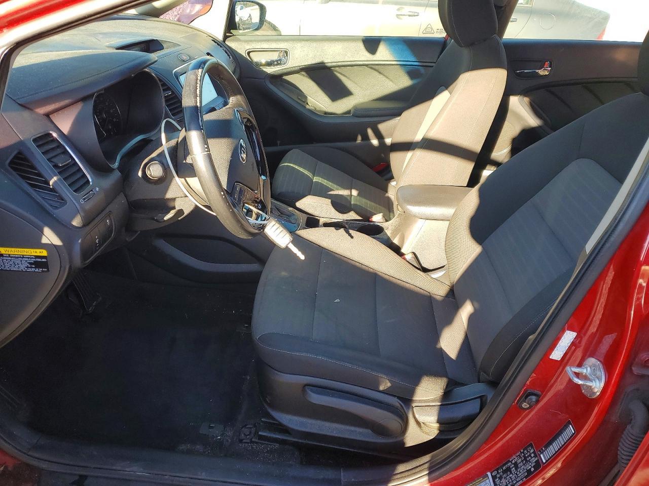 2017 Kia Forte S - Фото 7