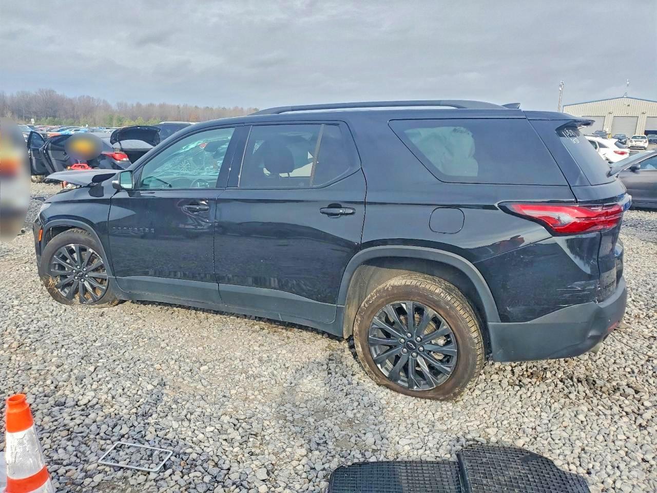 2023 Chevrolet Traverse Rs - Фото 2
