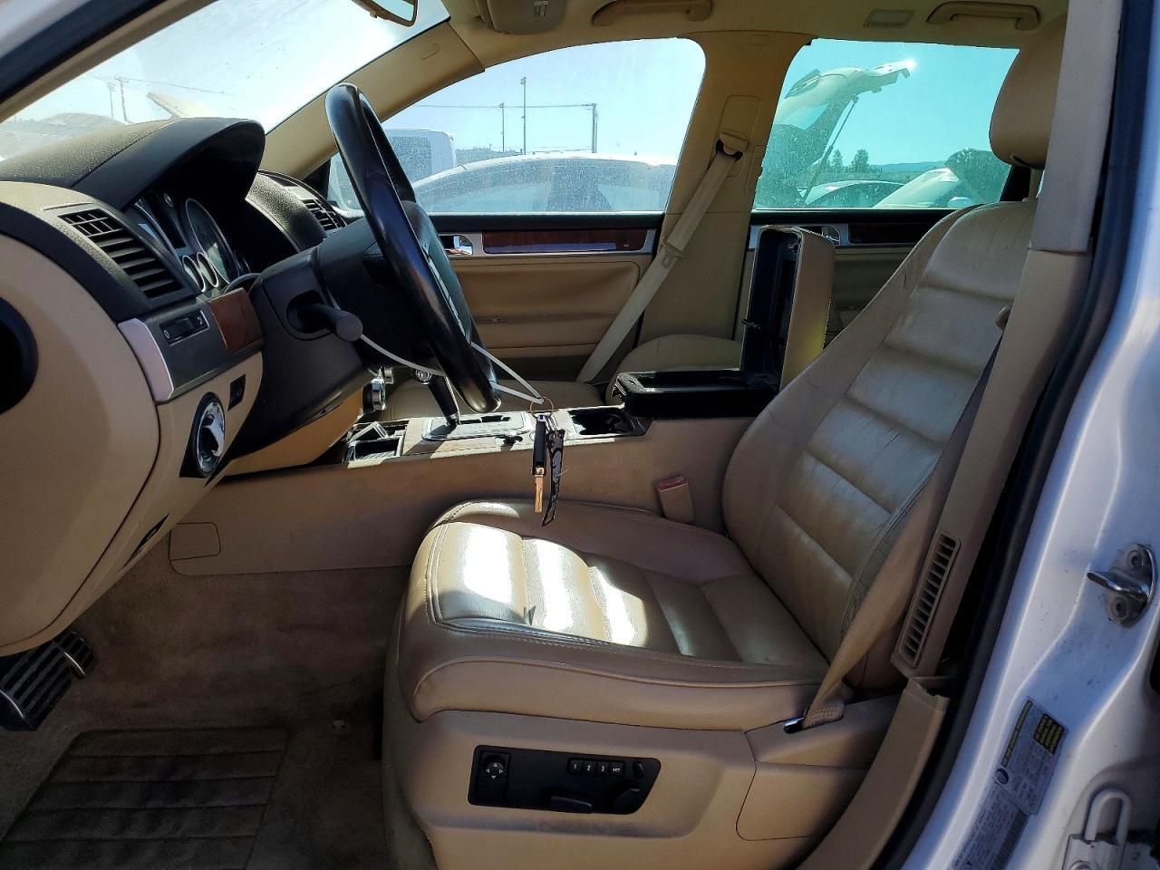 2004 Volkswagen Touareg 4.2 - Image 7