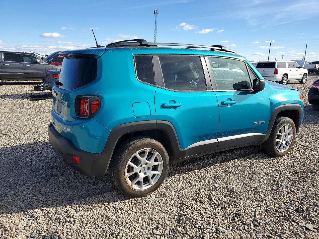2022 Jeep Renegade Latitude - Фото 3