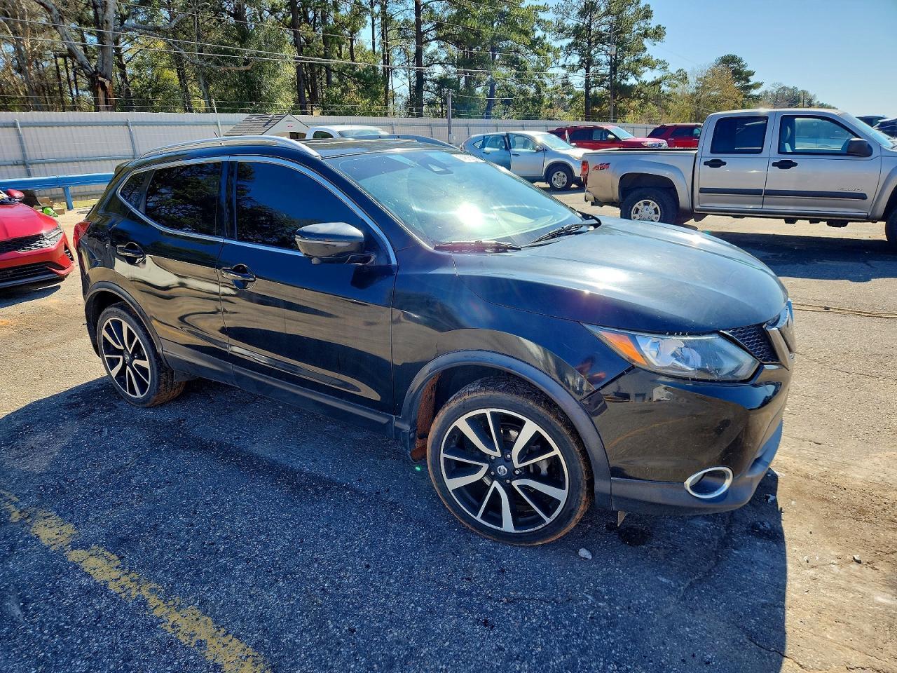 2018 Nissan Rogue Sport Sl - Image 4