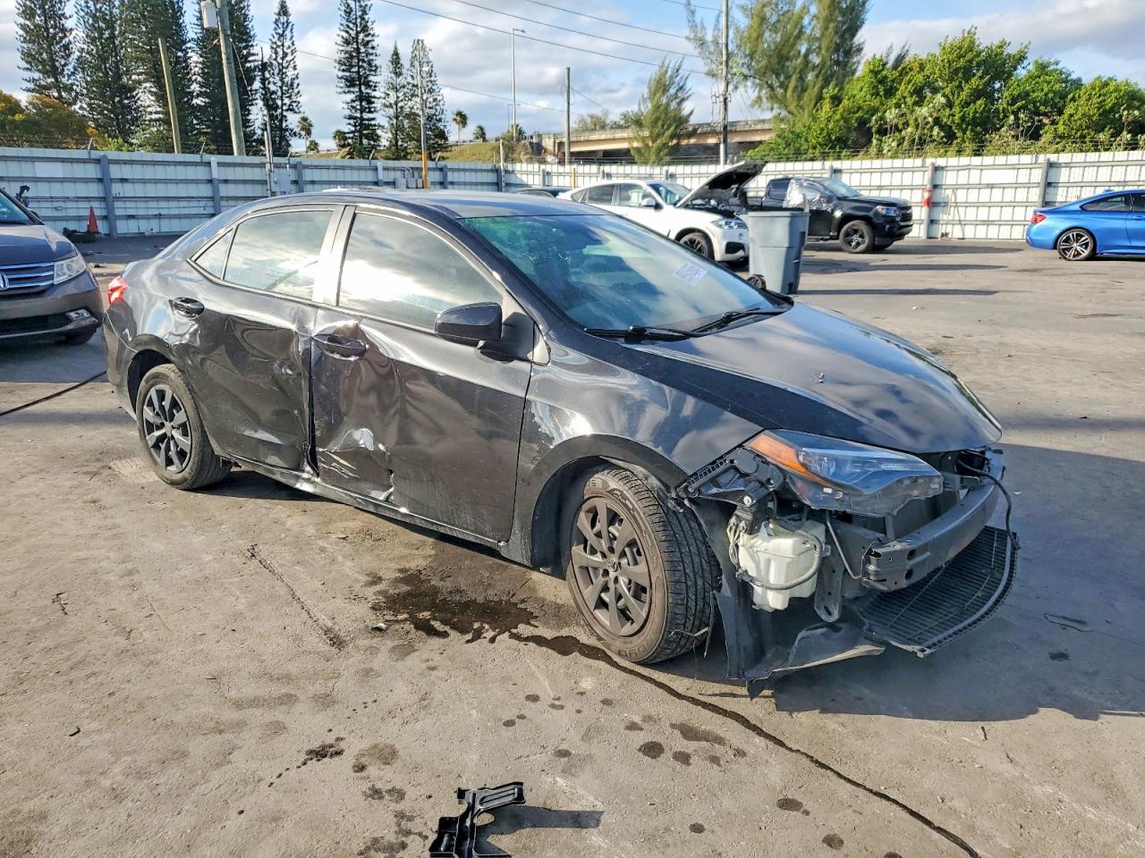 2018 Toyota Corolla L - Image 4
