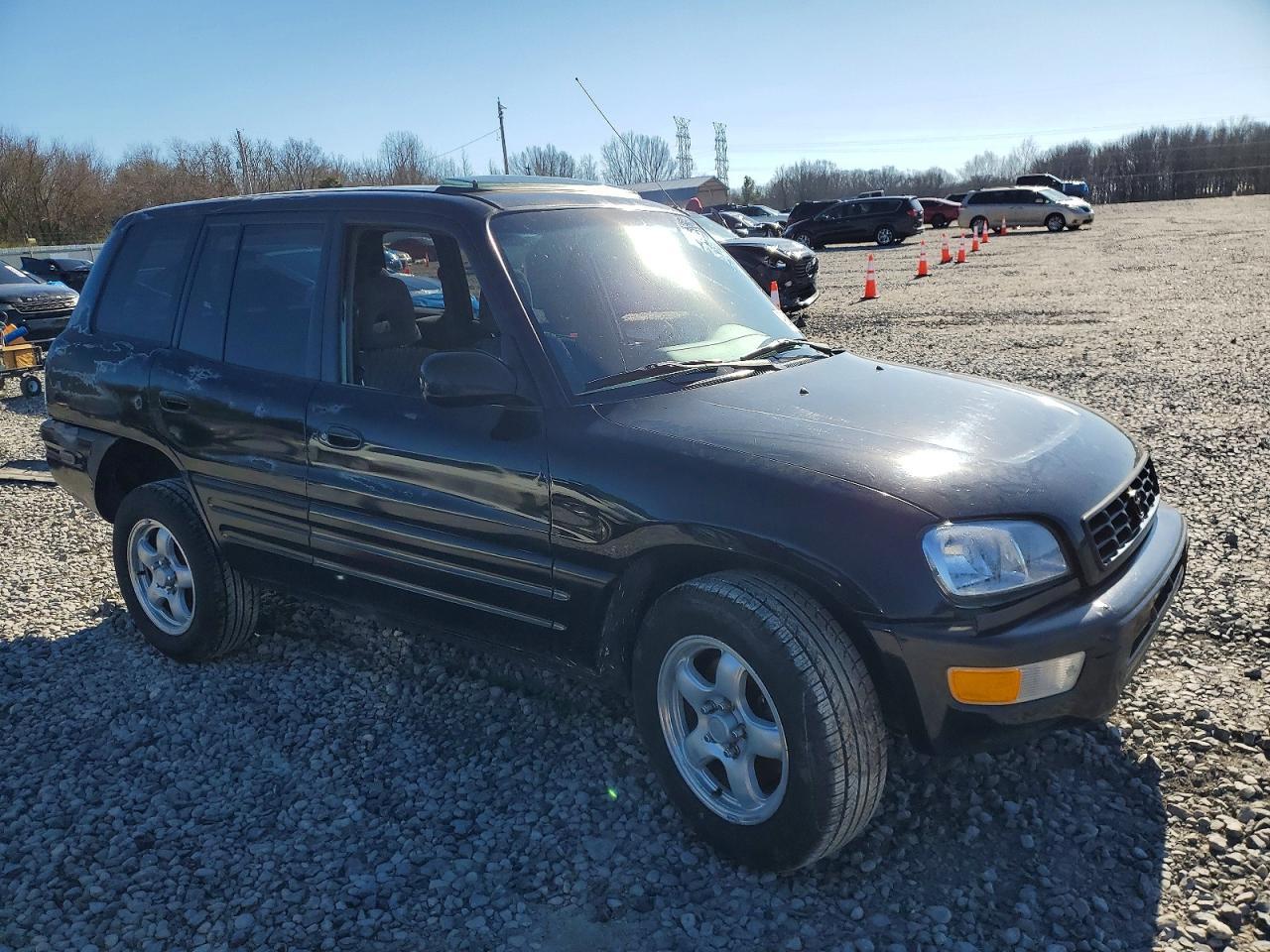 2000 Toyota Rav4 Base - Image 4