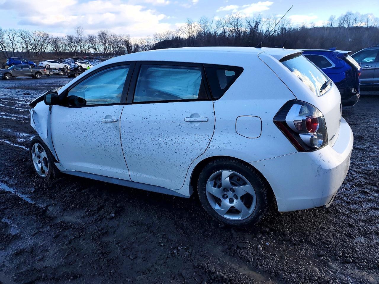 2009 Pontiac Vibe - Фото 2