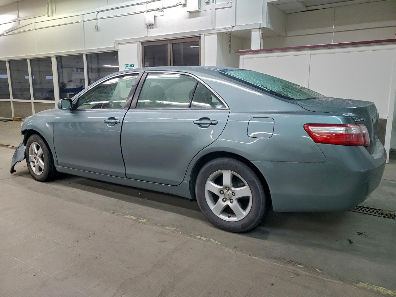 2007 Toyota Camry Ce - Image 2