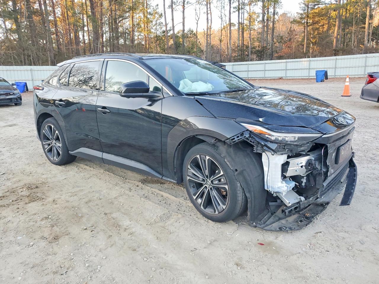 2023 Toyota Bz4X Limited - Фото 4