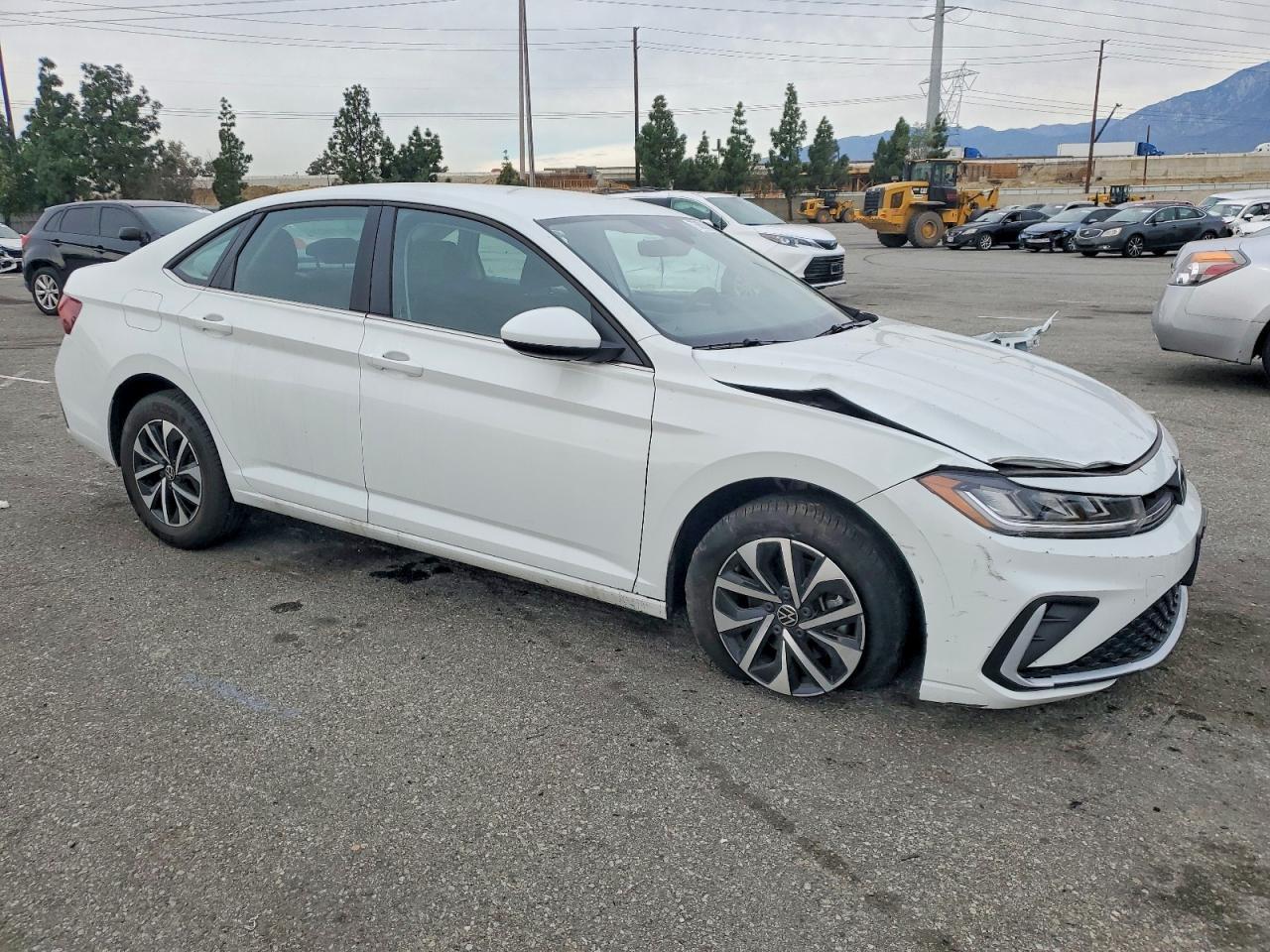 2025 Volkswagen Jetta S - Фото 4