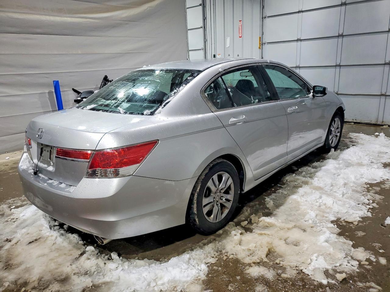 2012 Honda Accord Lxp - Image 3