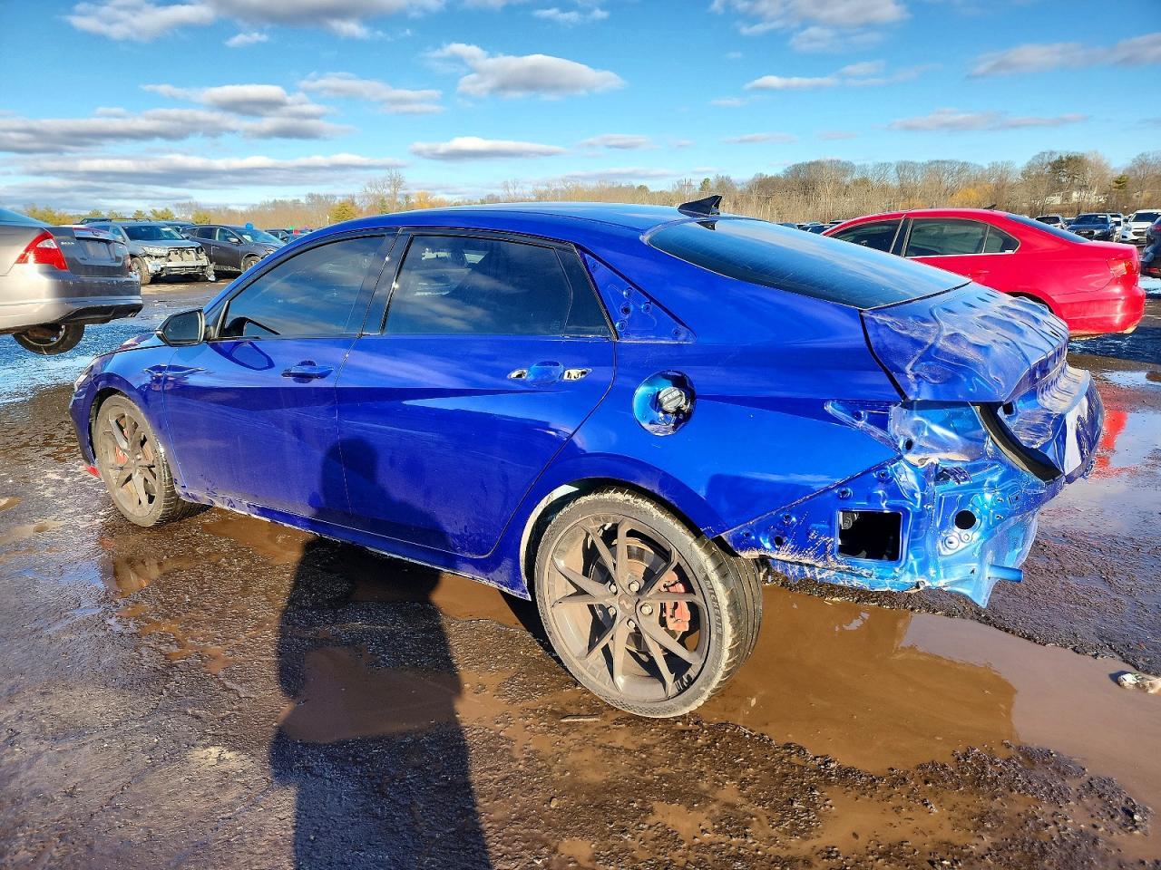 2022 Hyundai Elantra N - Фото 2