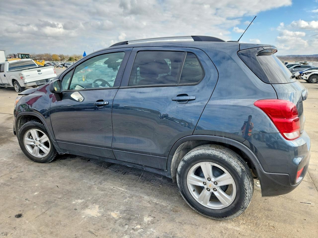 2021 Chevrolet Trax 1Lt - Фото 2