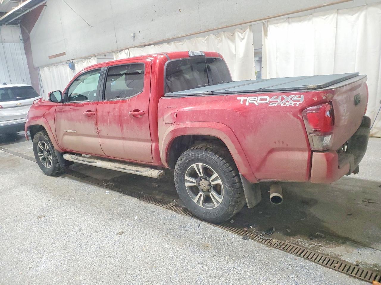 2019 Toyota Tacoma Double Cab - Фото 2