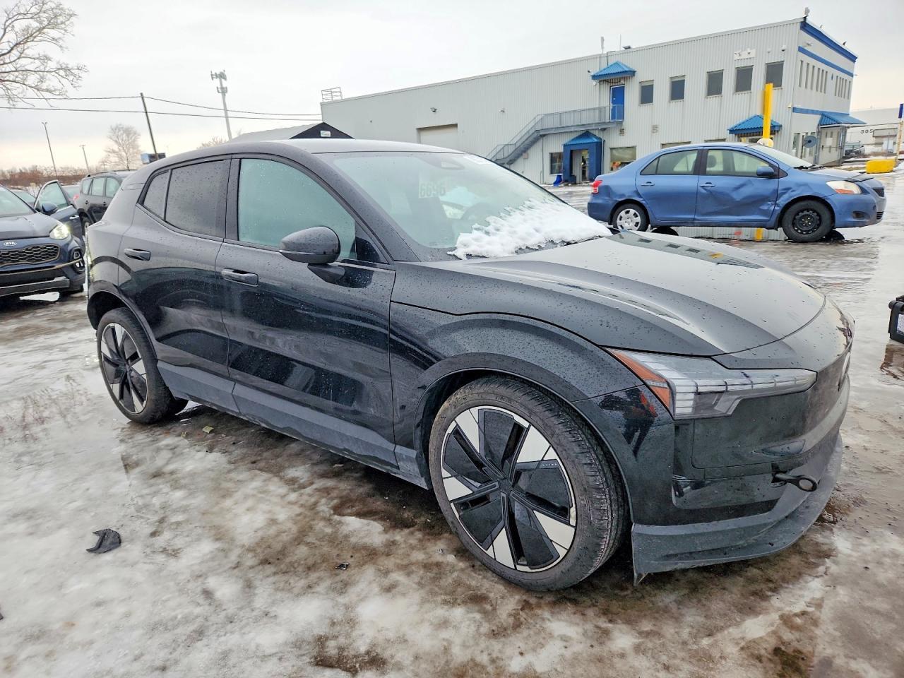 2025 Volvo Ex30 Plus - Image 4