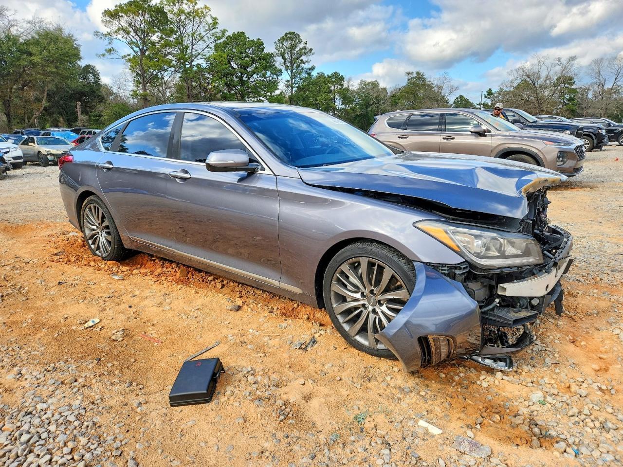 2015 Hyundai Genesis 5.0L - Image 4