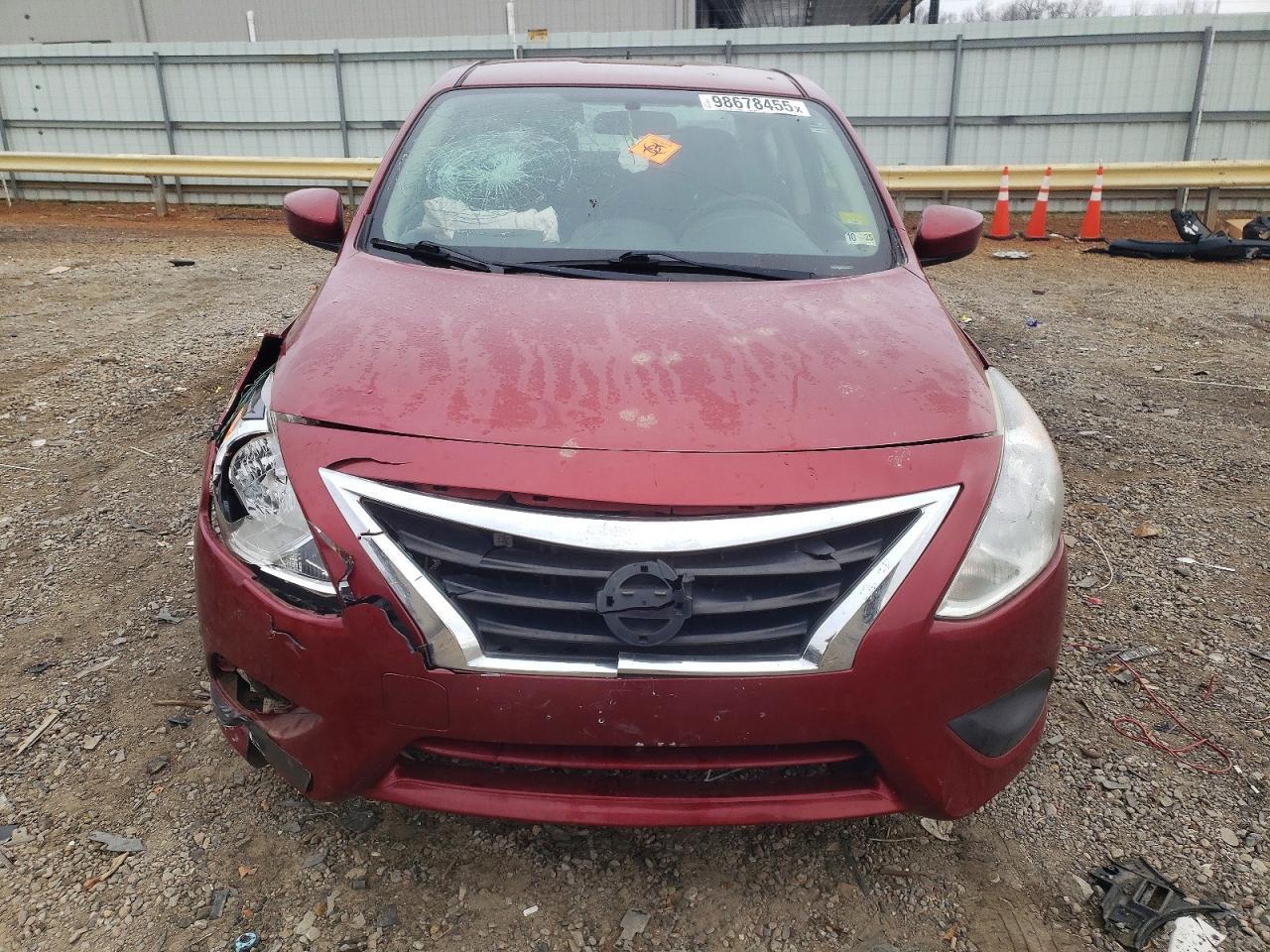 2018 Nissan Versa S - Фото 5