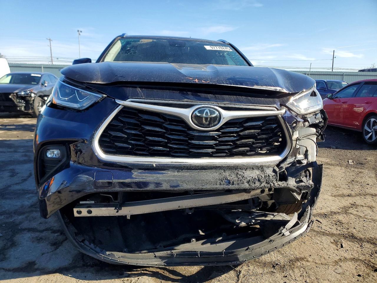 2021 Toyota Highlander Xle - Фото 5