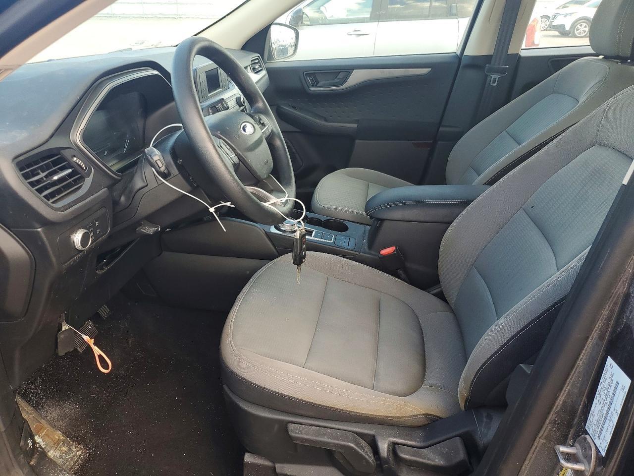 2020 Ford Escape S - Фото 7