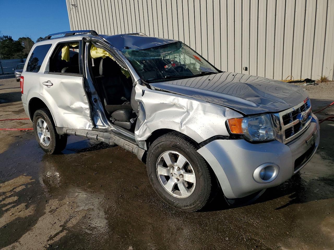 2009 Ford Escape Limited - Image 4