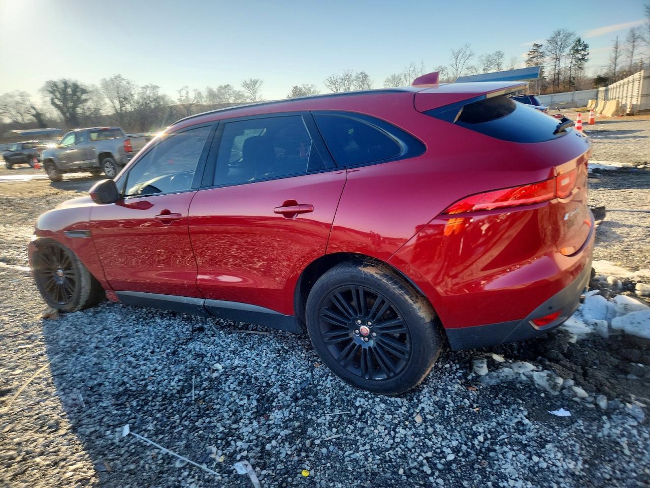 2017 Jaguar F-Pace Premium - Фото 2