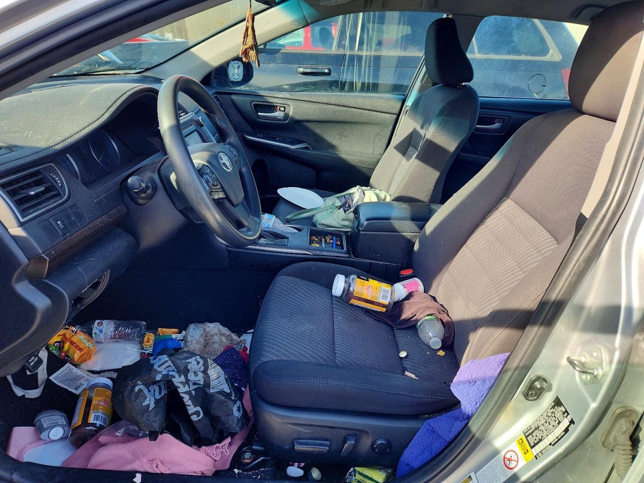 2016 Toyota Camry Le - Image 7