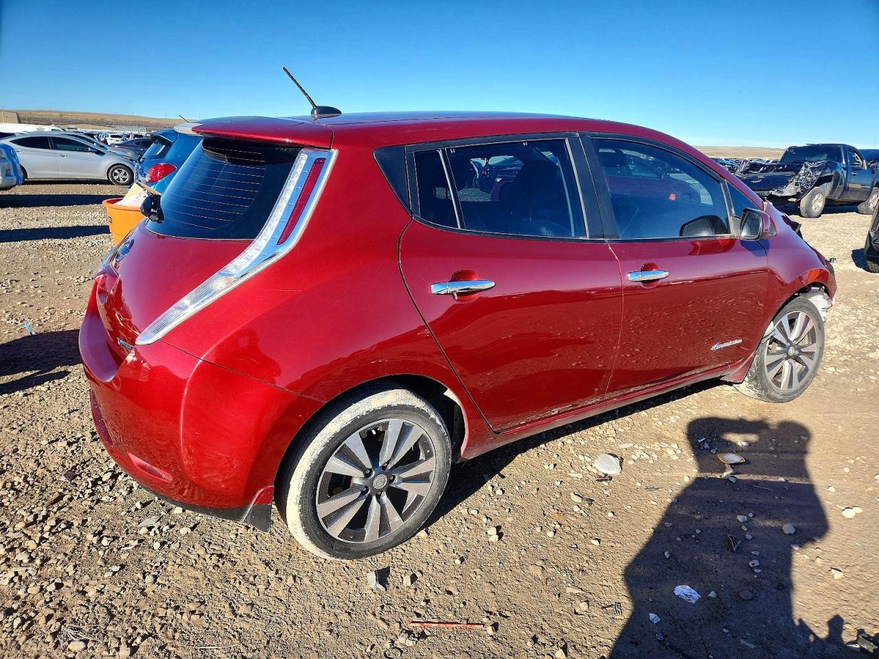 2015 Nissan Leaf S - Image 3