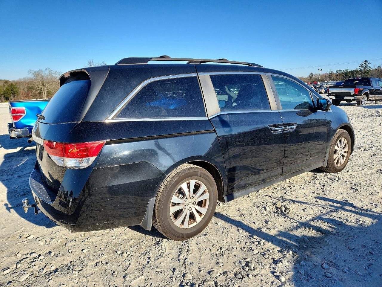 2014 Honda Odyssey Ex - Image 3