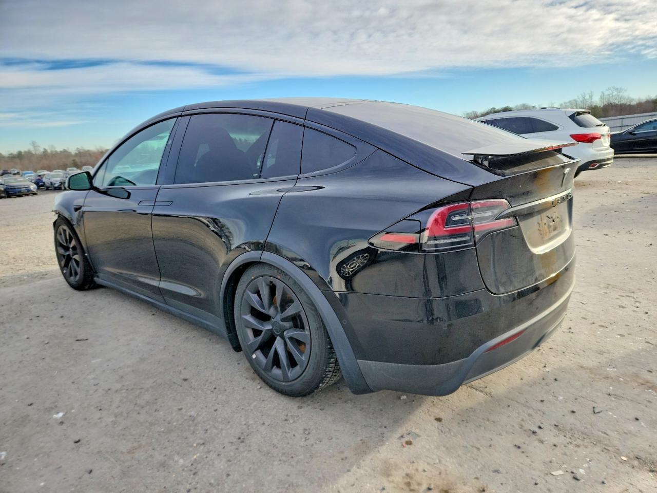 2023 Tesla Model X - Фото 2