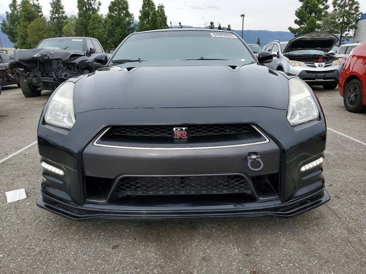 2015 Nissan Gt-R Premium - Фото 5