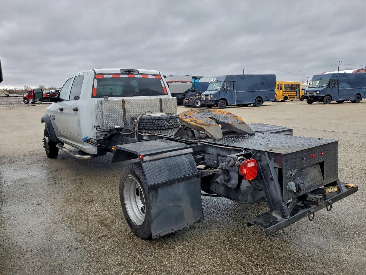 2018 Ram 5500 - Image 2