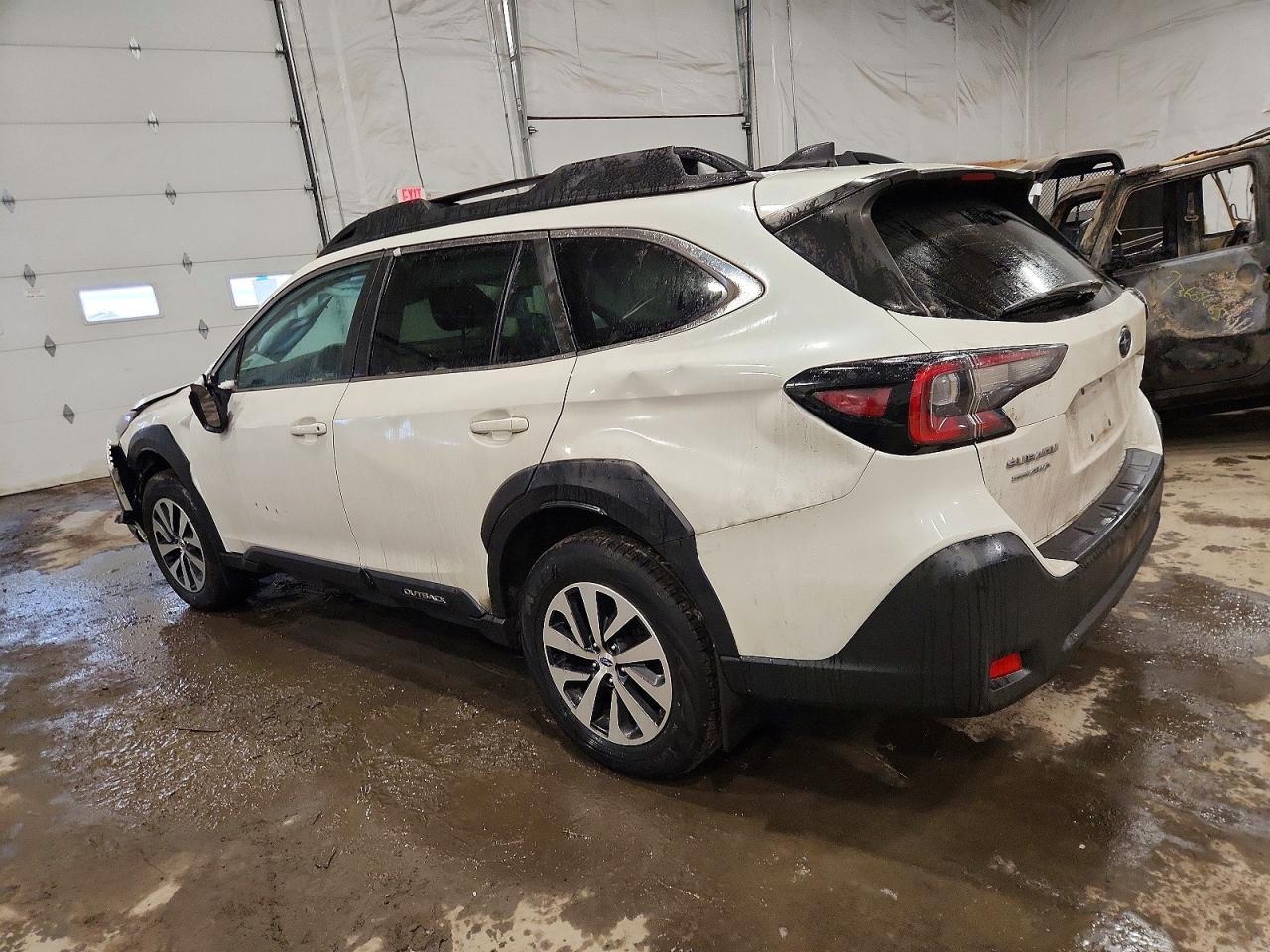 2023 Subaru Outback Premium - Image 2