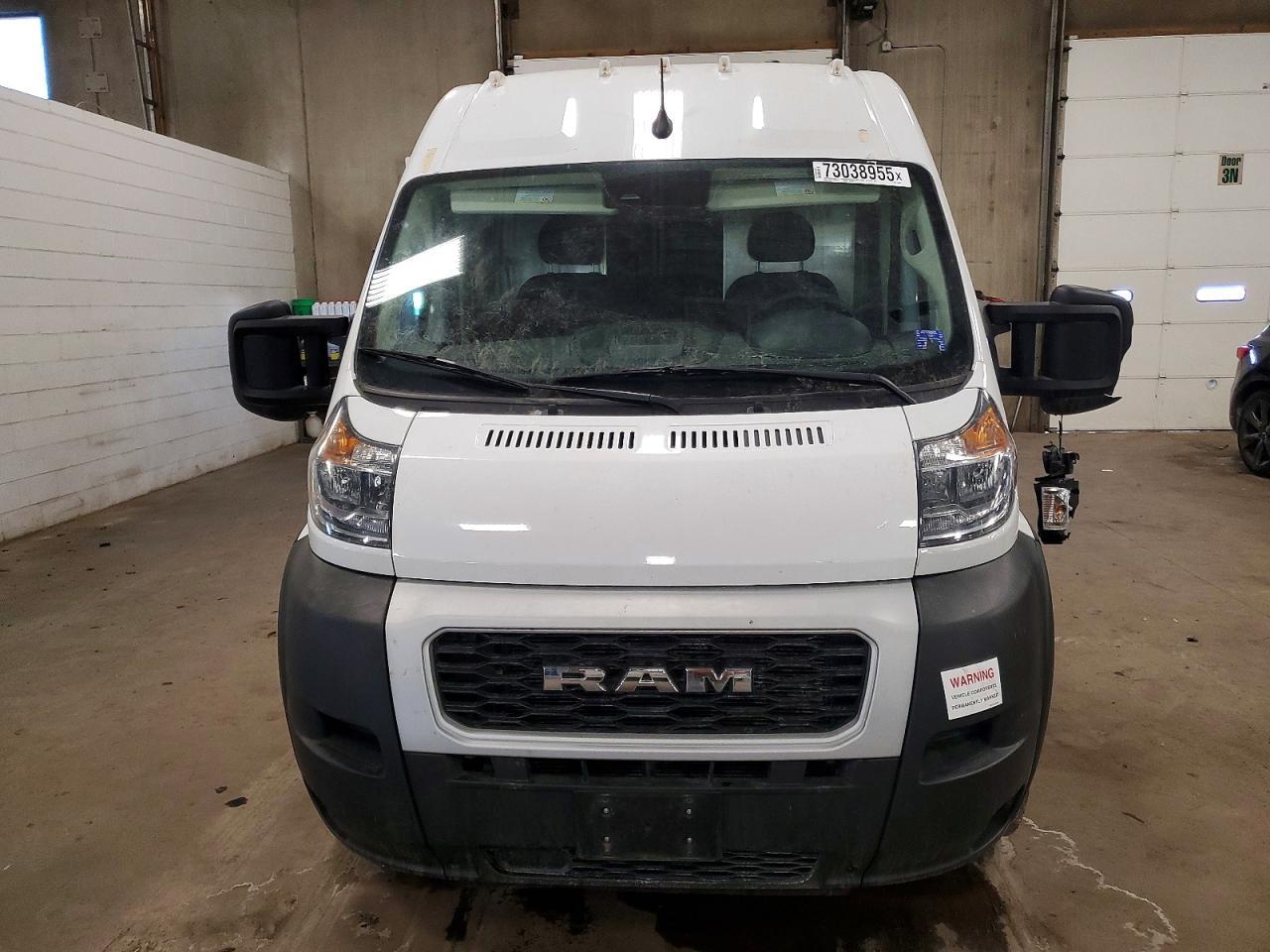 2022 Ram Promaster 2500 Delivery Van - Фото 5