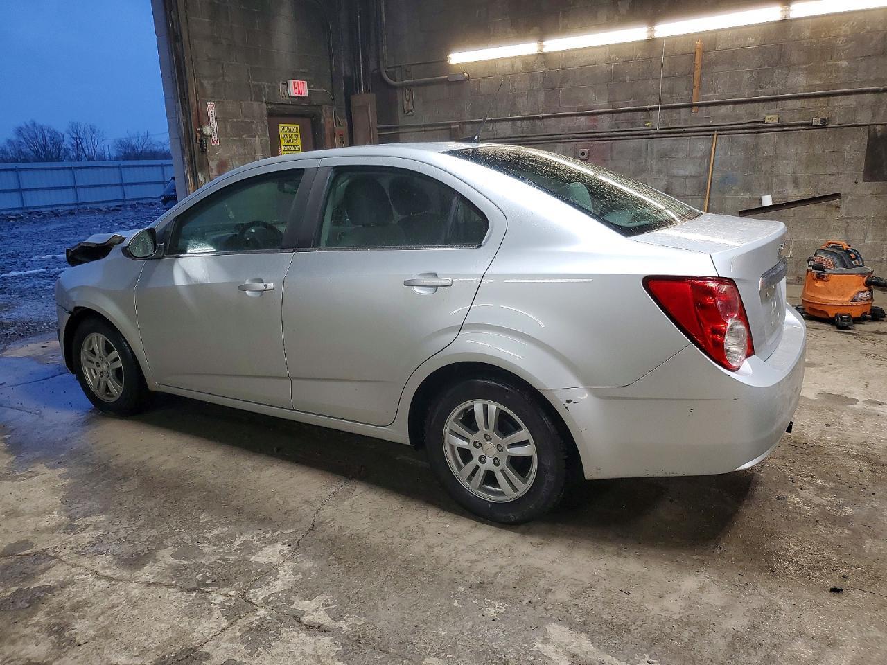 2012 Chevrolet Sonic Lt - Image 2