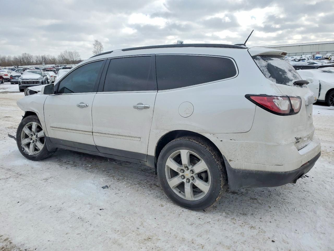2016 Chevrolet Traverse Ltz - Image 2