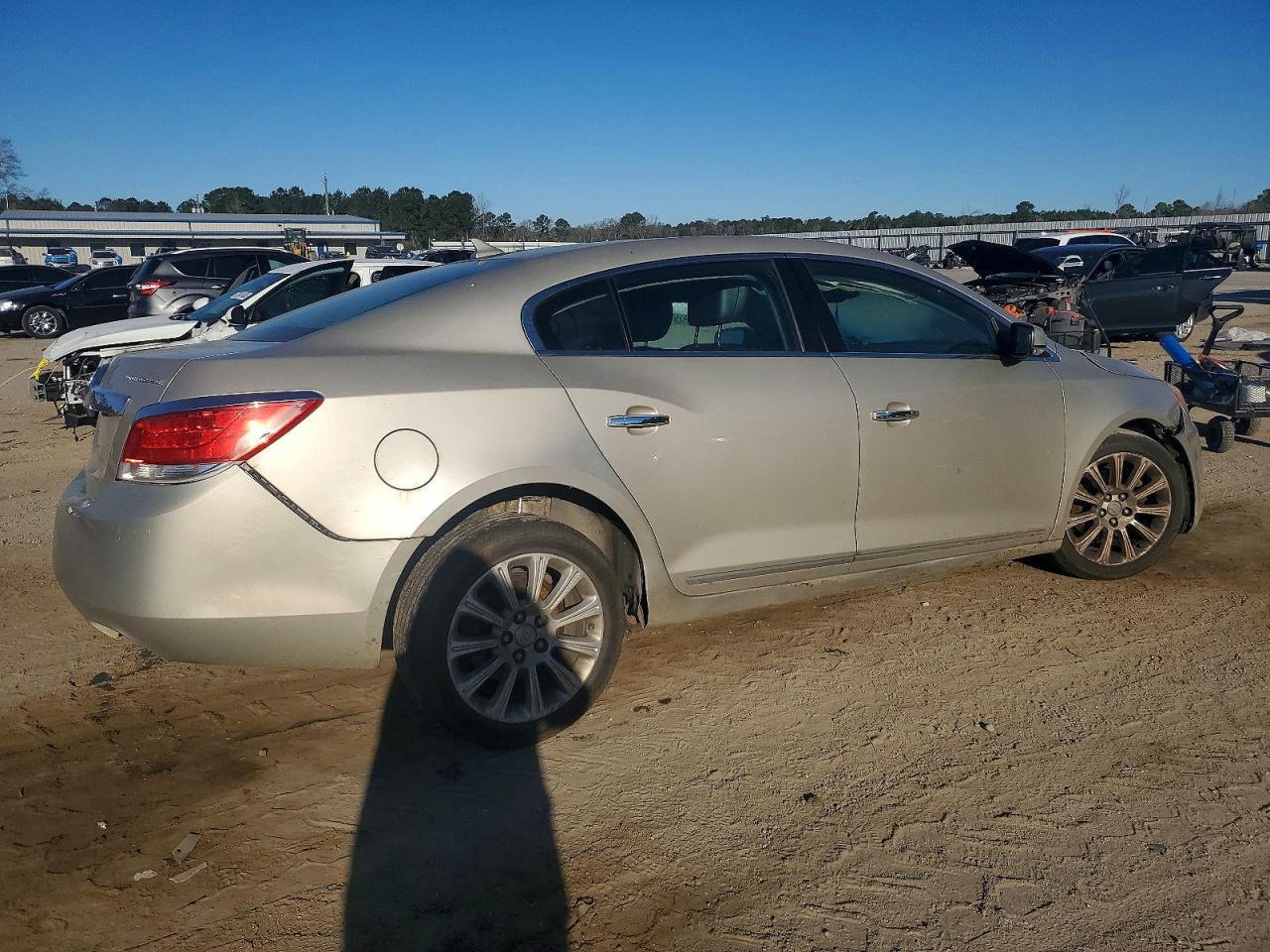 2013 Buick Lacrosse - Image 3