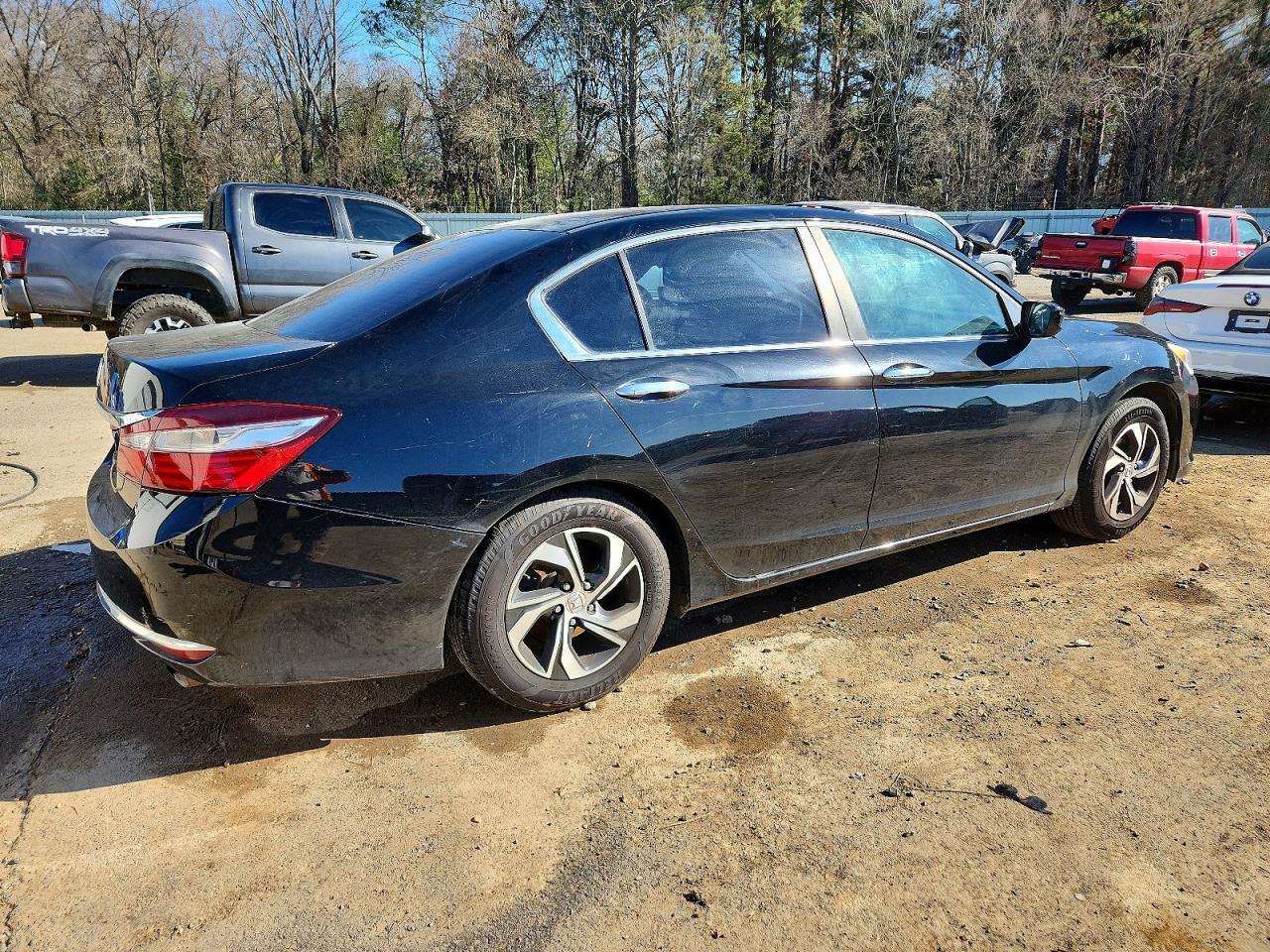 2017 Honda Accord Lx - Фото 3