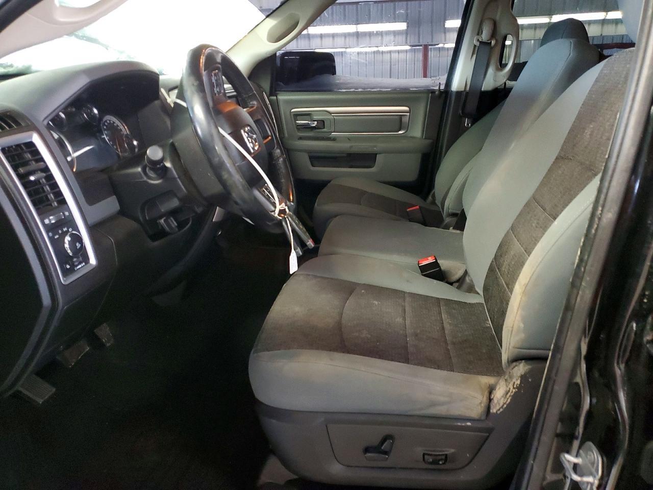 2019 Ram 1500 Classic Slt - Image 7