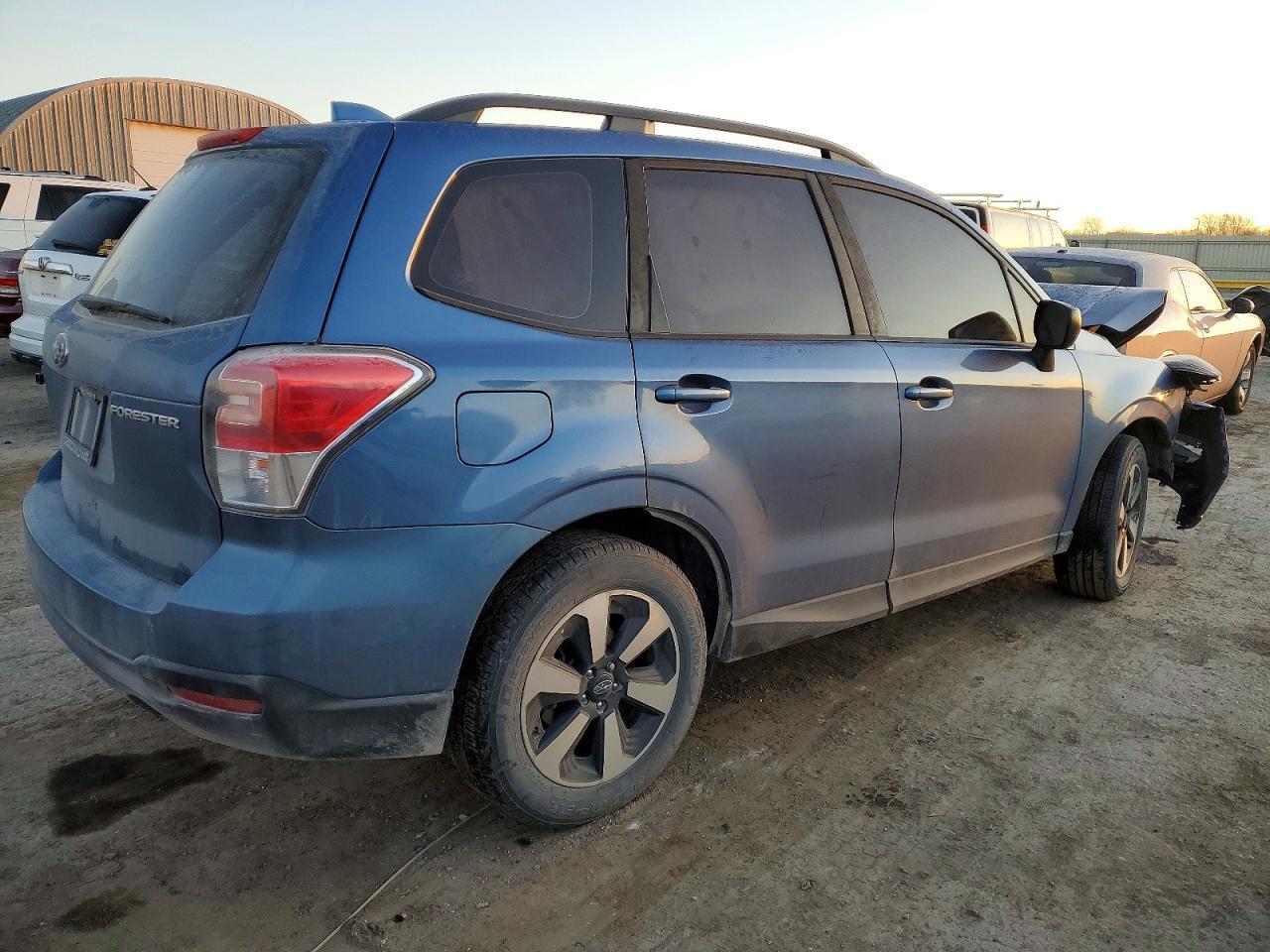 2018 Subaru Forester 2.5I - Image 3