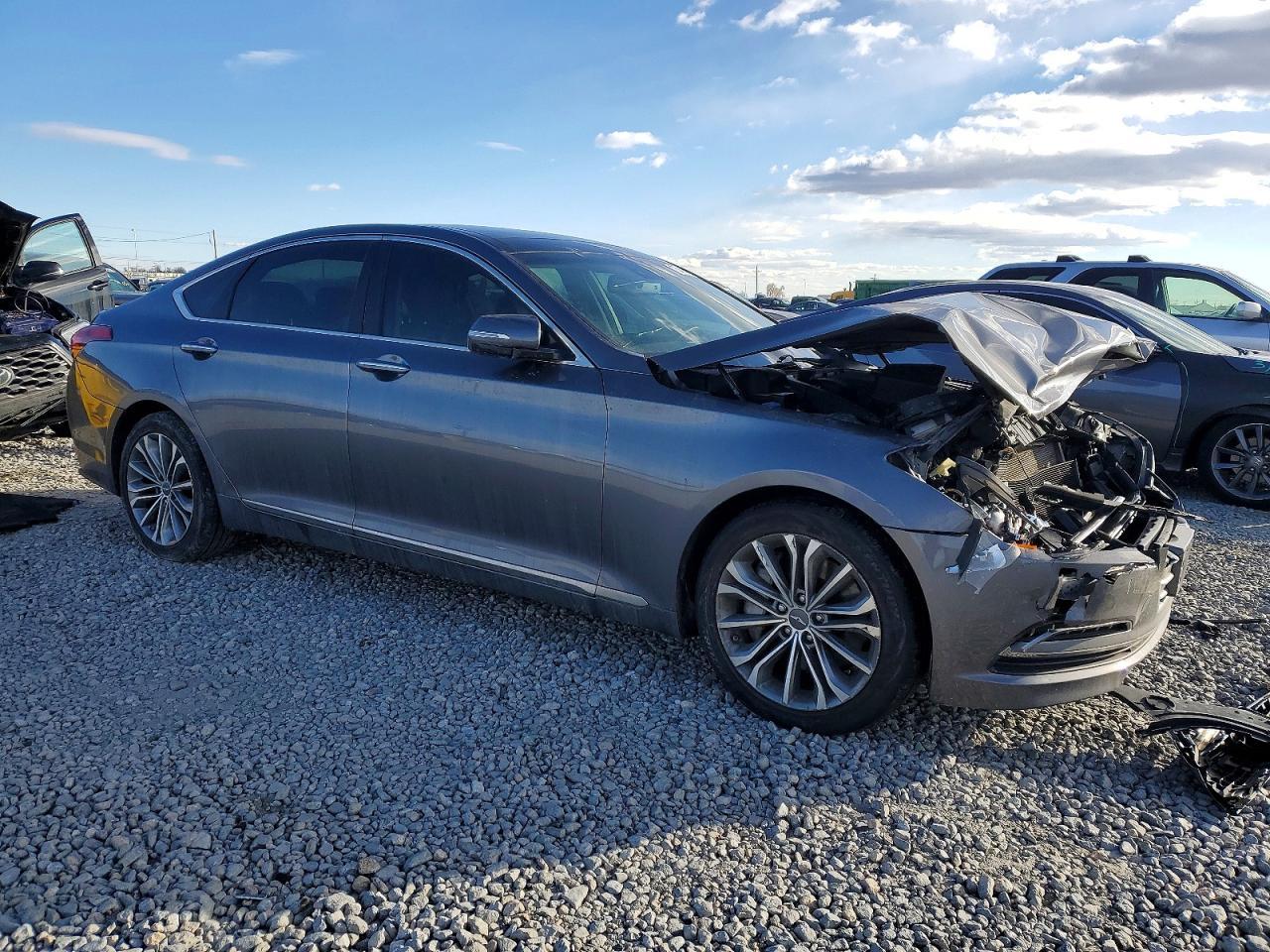 2015 Hyundai Genesis 3.8L - Фото 4