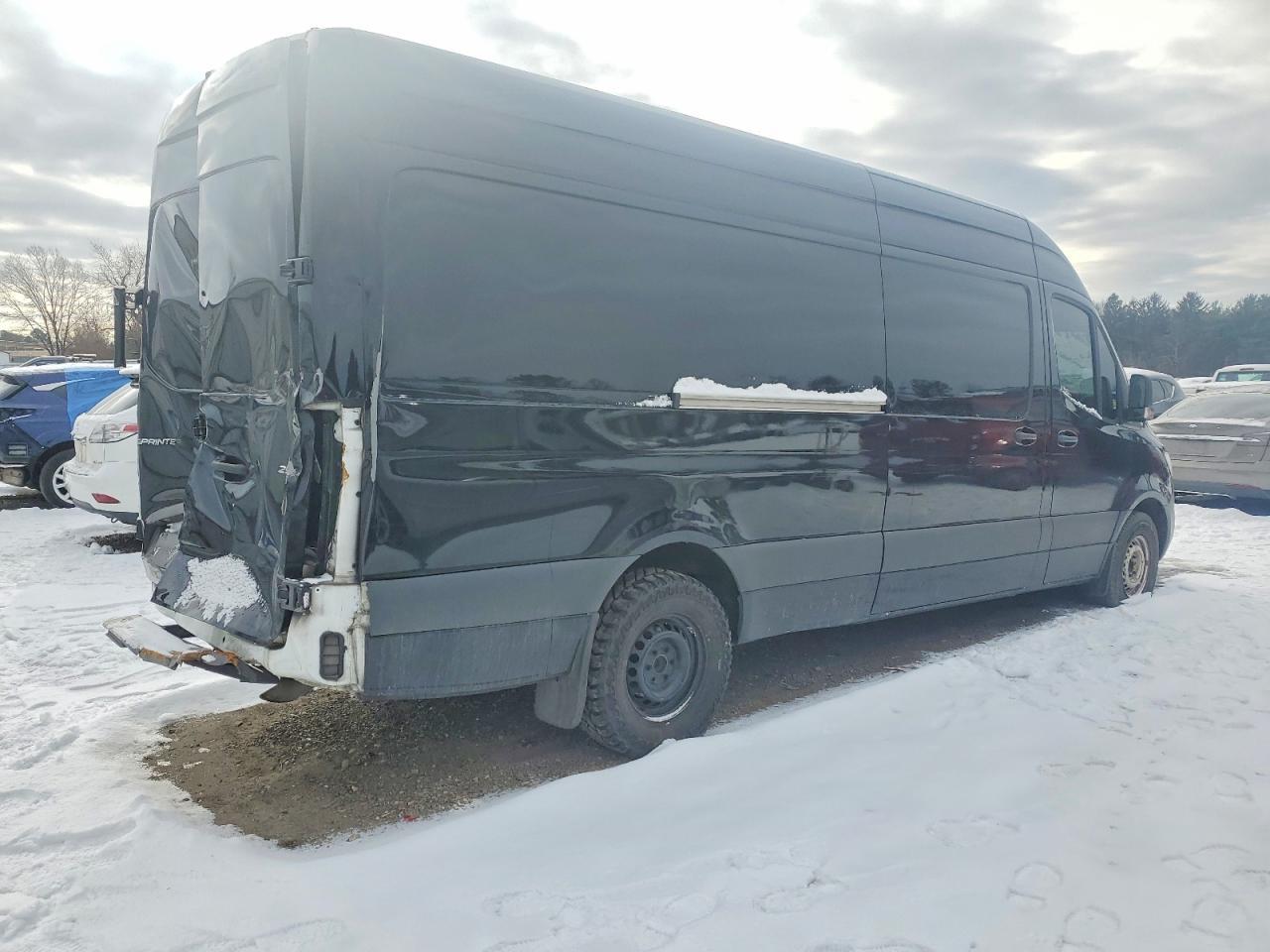 2021 Mercedes-Benz Sprinter 2500 Cargo ** R & D * Pri Fleet ** - Фото 3