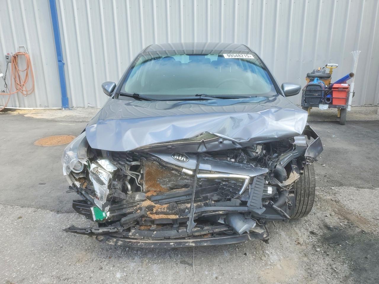 2018 Kia Forte Lx - Image 5
