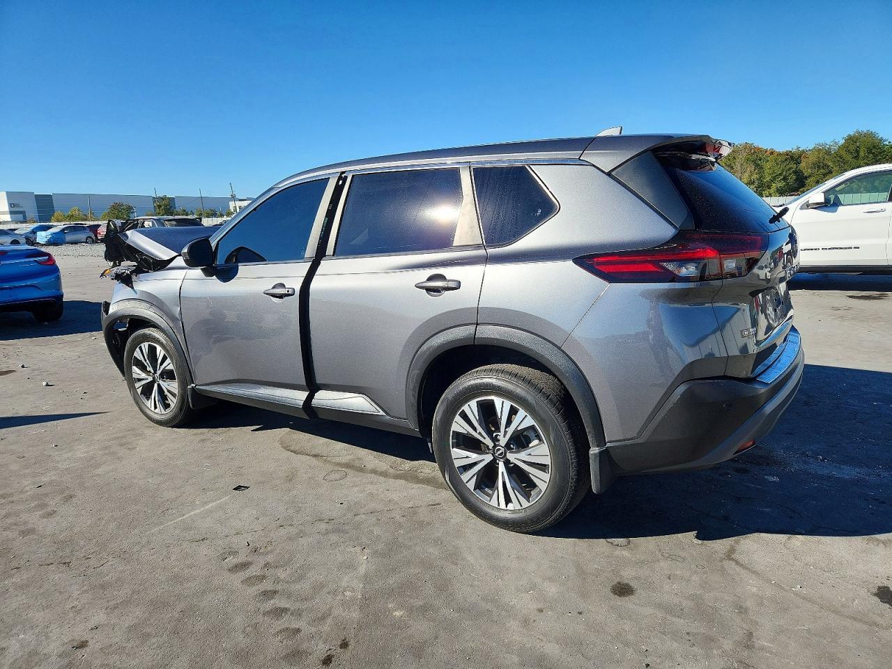 2022 Niss Rogue Sv - Image 2