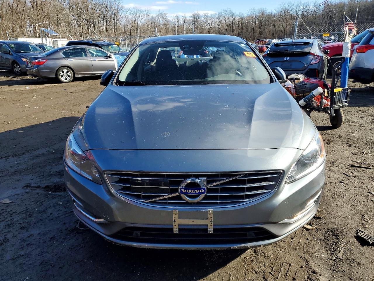 2016 Volvo S60 Platinum - Фото 5