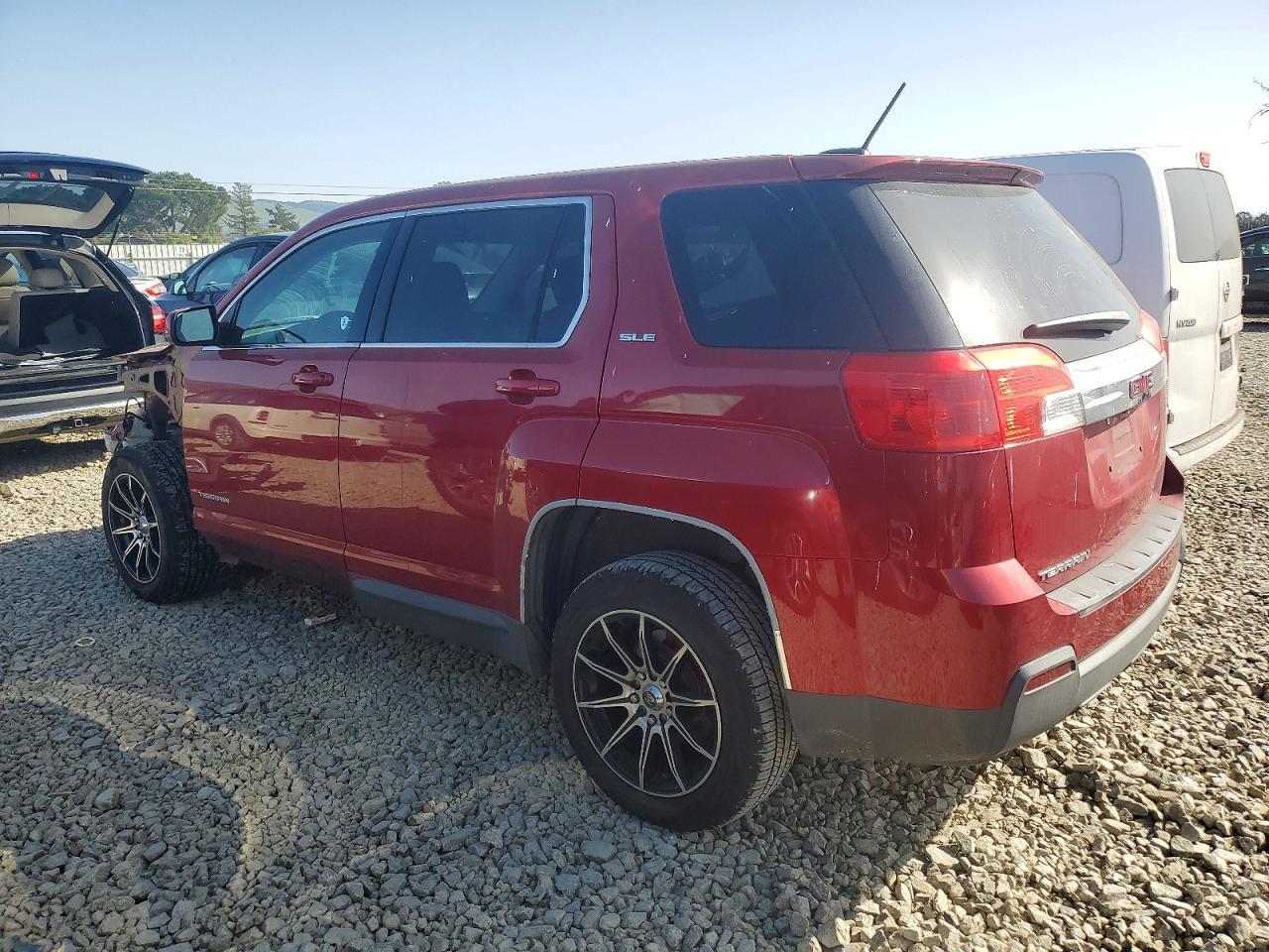 2015 GMC Terrain Sle - Image 2