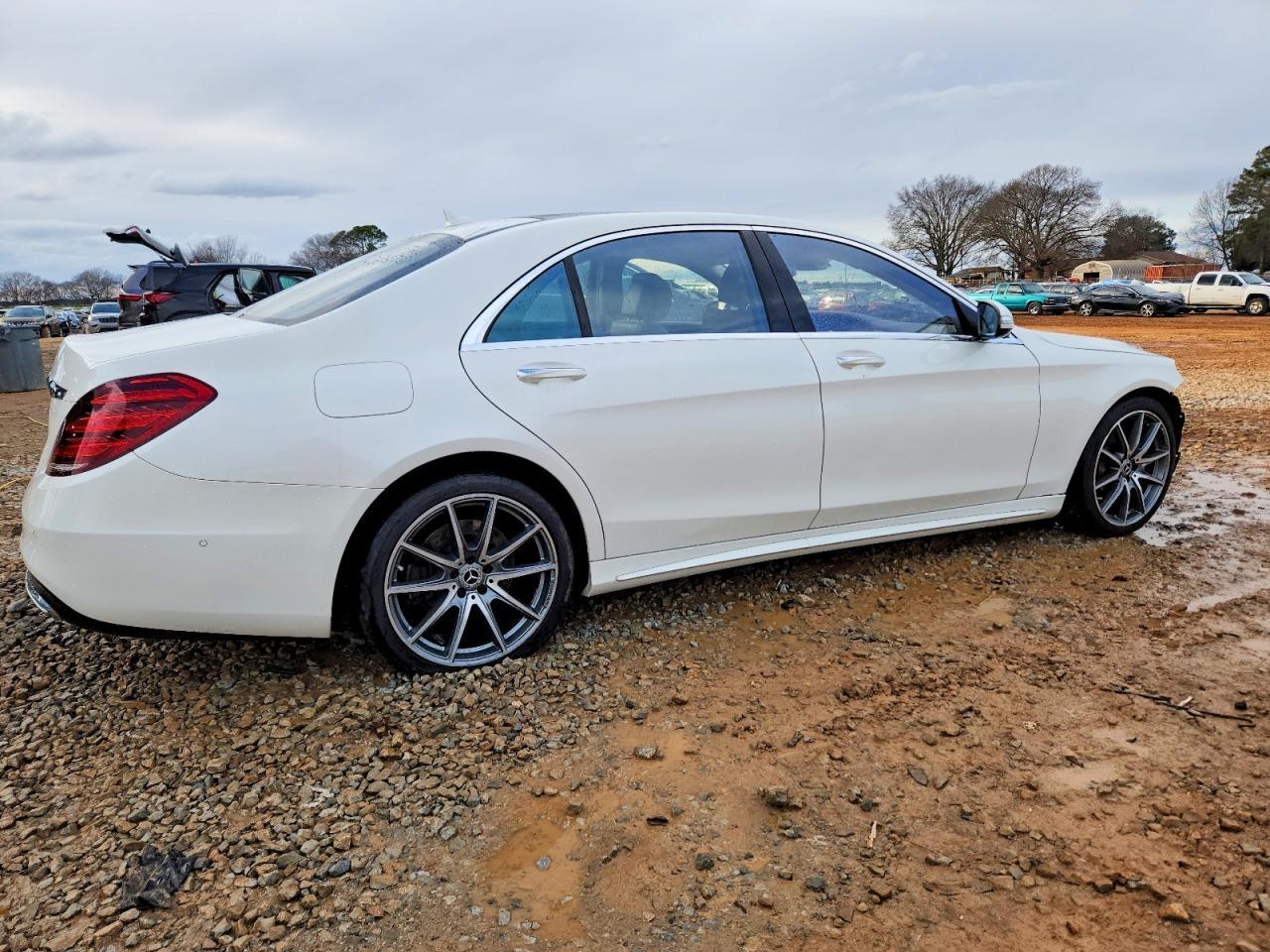 2020 Mercedes-Benz S 450 - Фото 3