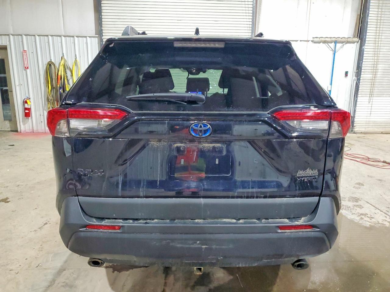 2024 Toyota Rav4 Woodland Edition - Фото 6
