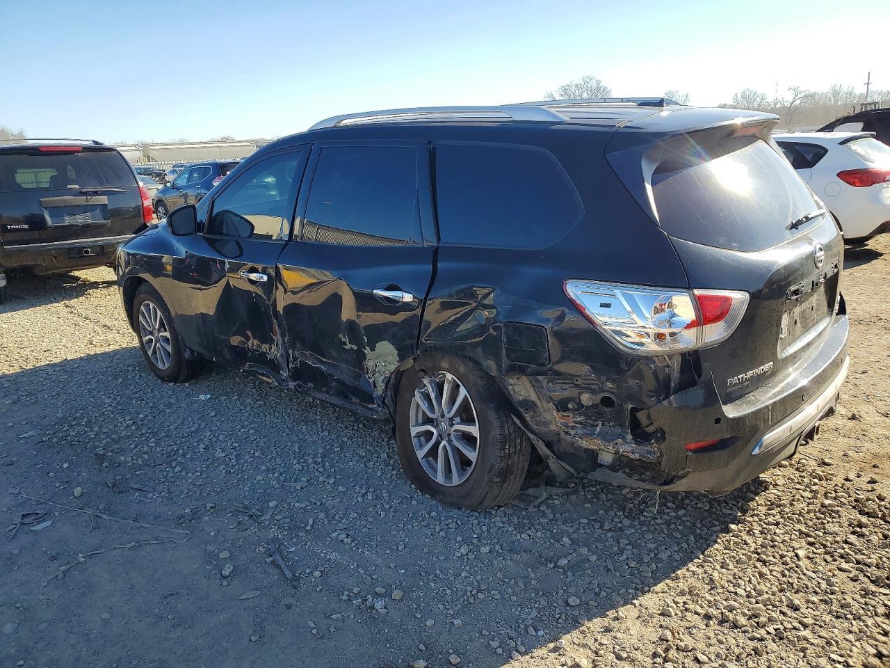 2014 Niss Pathfinder Sv - Фото 2