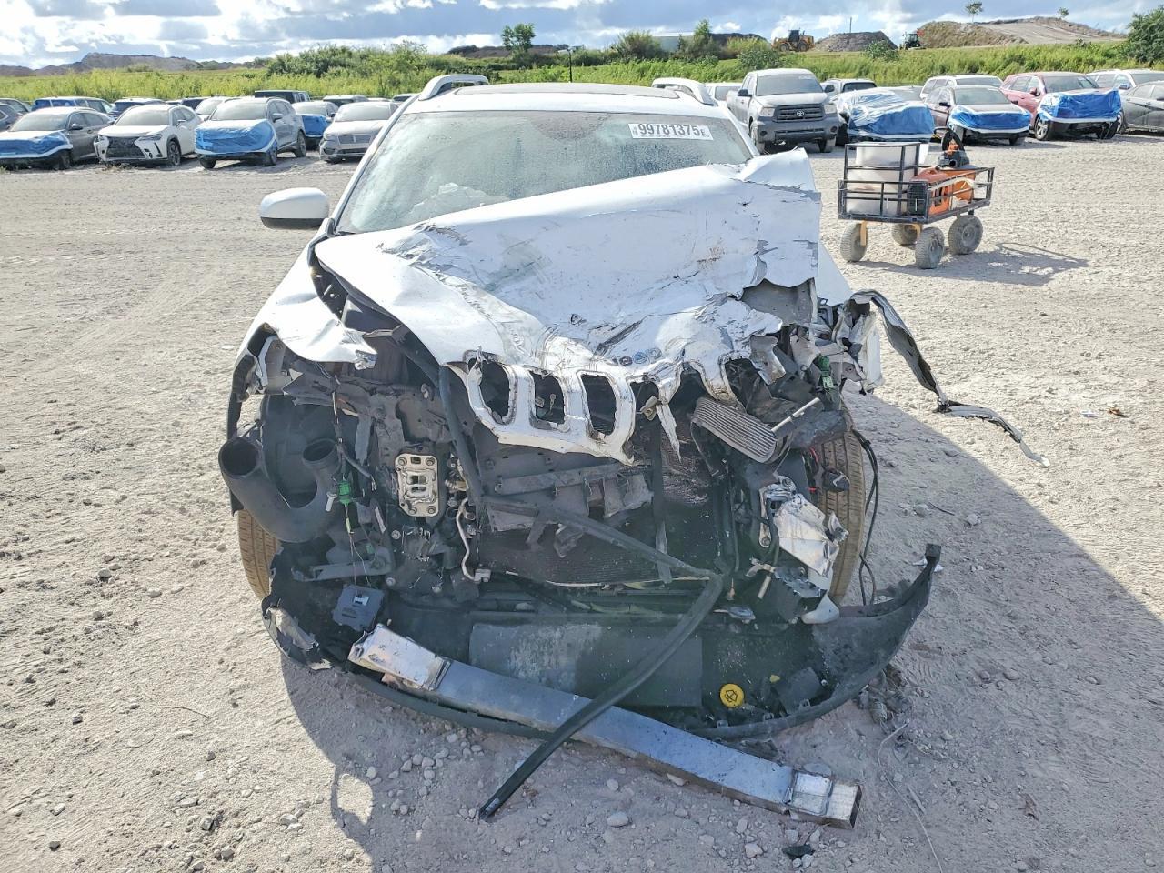 2015 Jeep Cherokee Latitude - Фото 5