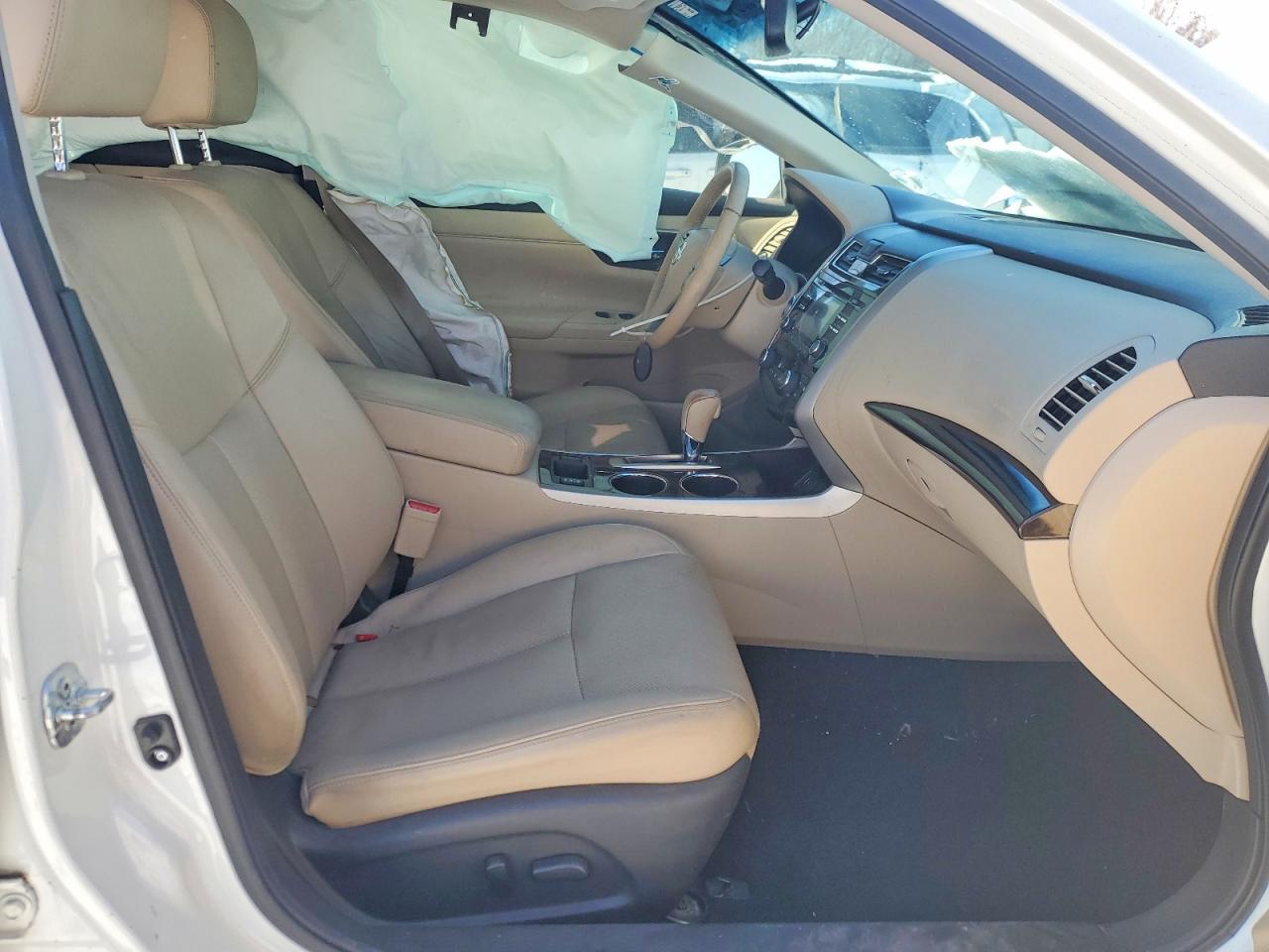 2015 Nissan Altima 2.5 - Фото 7