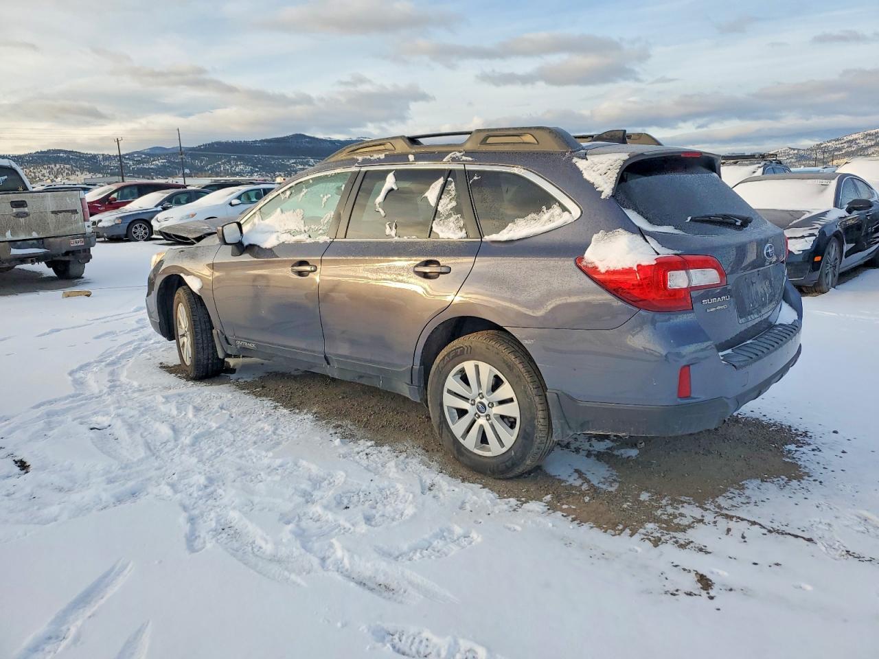 2016 Subaru Outback 2.5I Premium - Фото 2