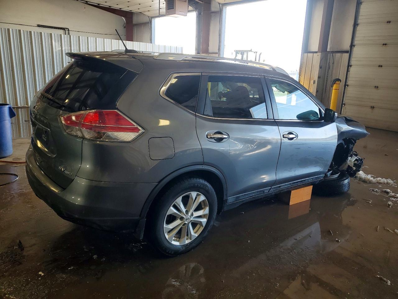 2015 Nissan Rogue Sv - Image 3